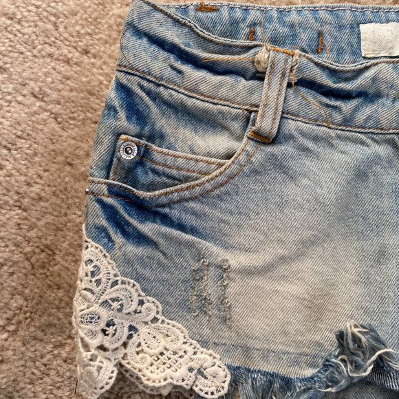 Brandy Melville Light Blue Short Shorts - Picture 6 of 11